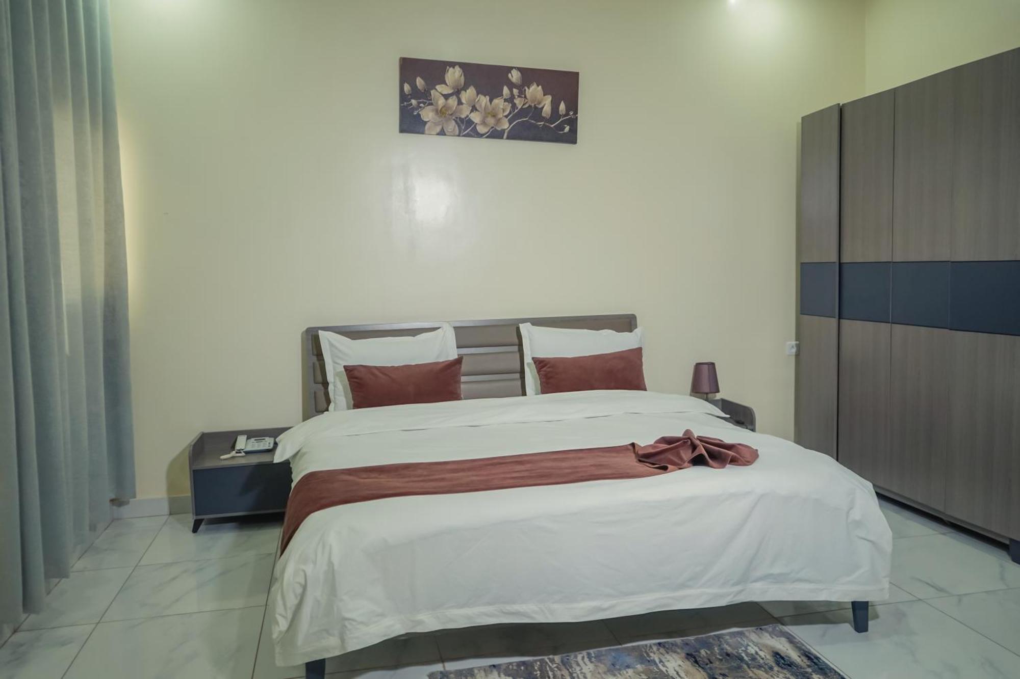 Urban Hotel Νουακσότ Εξωτερικό φωτογραφία