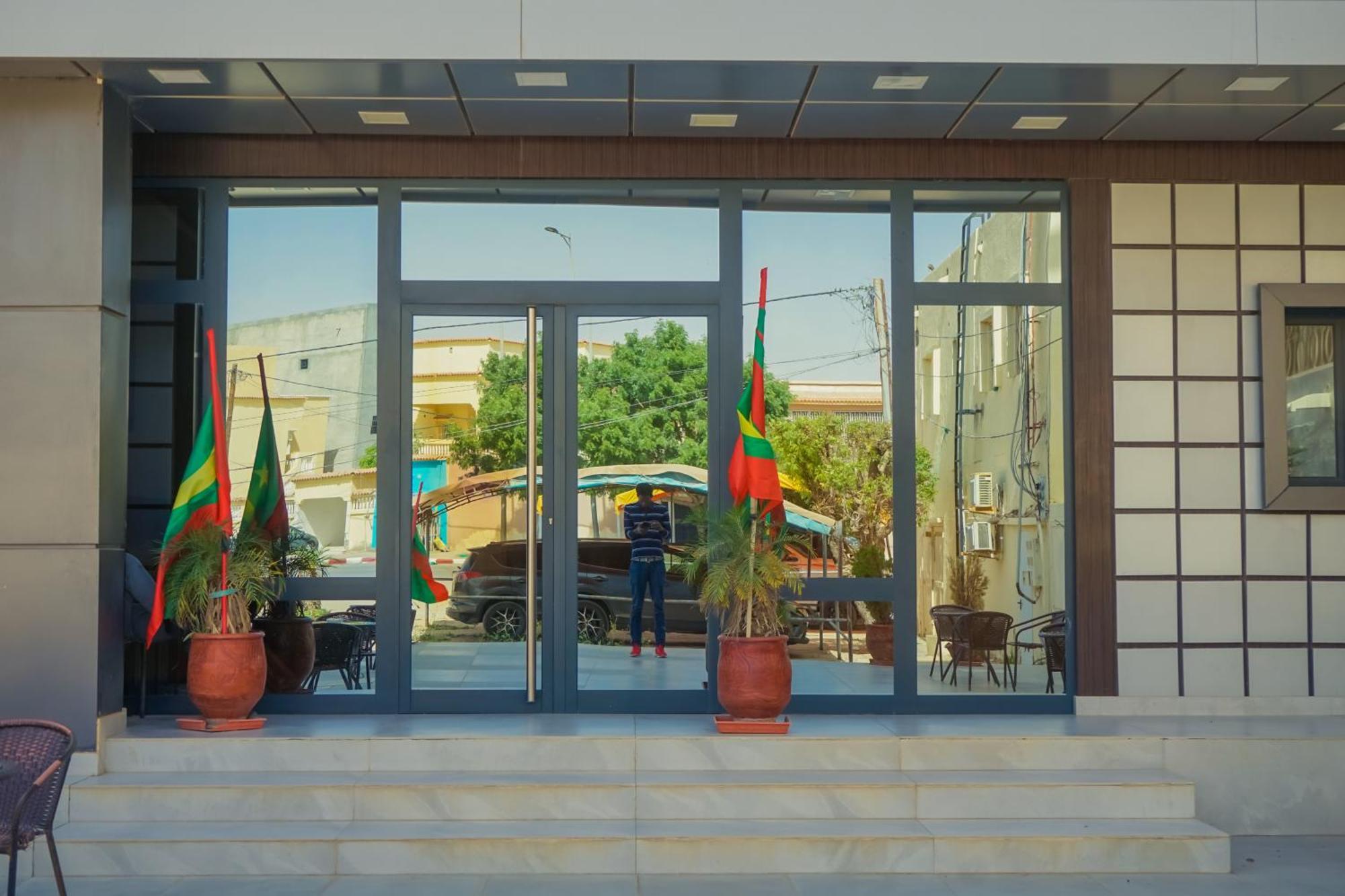 Urban Hotel Νουακσότ Εξωτερικό φωτογραφία